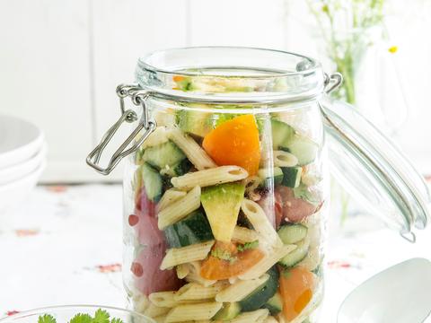Penne met avocadodressing