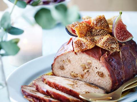 Gehaktbrood met vijgen en ham