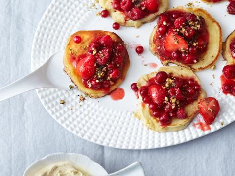 Ricottapannenkoekjes met rood fruit