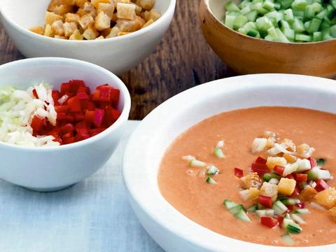 Zomerse gazpacho