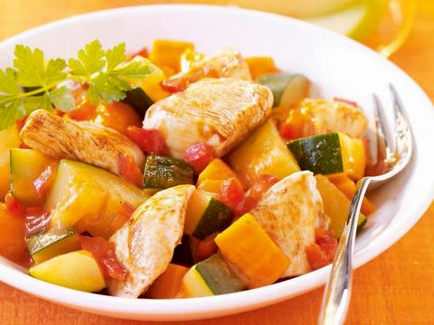 Tajine van kip en groenten