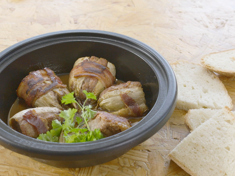 Gevuld witloof met ham en gehakt