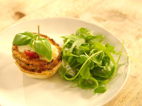 Hartige aubergine-parmezaancupcakes