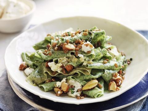 Pâtes épeautre, feta et épinards