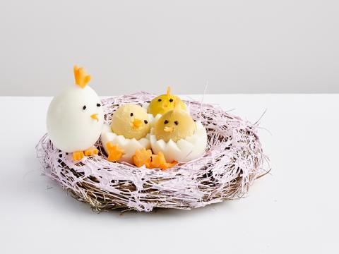 Paaseitjes in een nestje