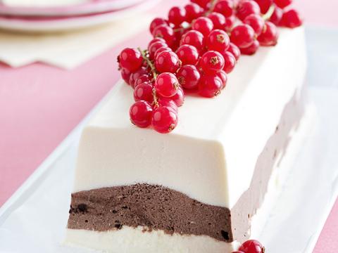 Mousse van chocolade en plattekaas