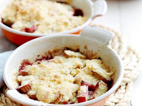 Rabarber granaatappelcrumble