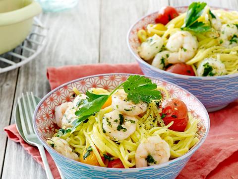 Gemarineerde scampi's met linguine