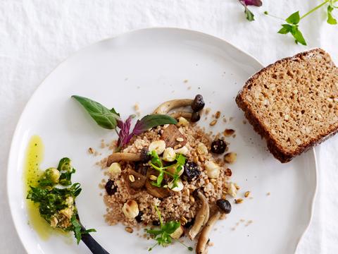 Taboulé met spelt en hazelnoot