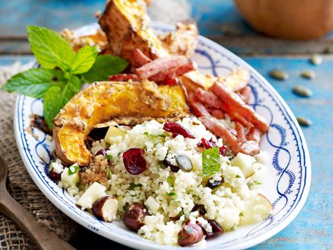 Winterse taboulé met ham, pompoen en cranberry’s