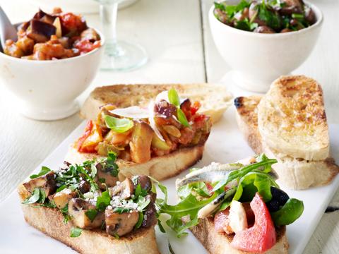 Trio bruschette
