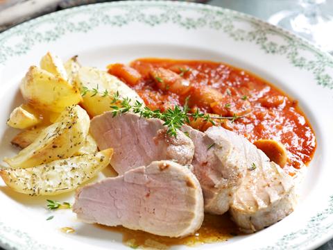 Varkenshaasje met tomatensaus