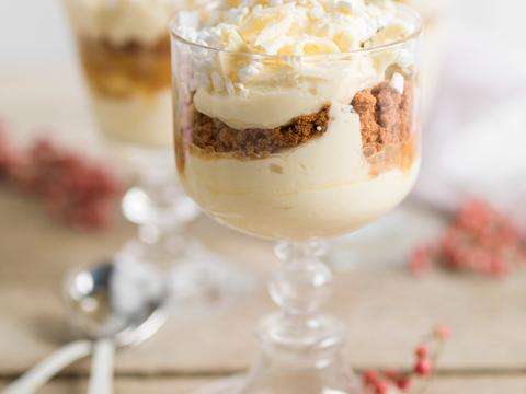 Triffle met witte chocolade en passievrucht
