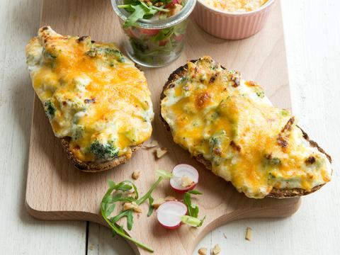 Toast broccoli