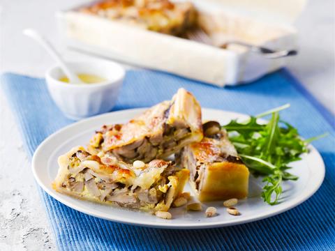 Quiche met paddenstoelen en pijnboompitten