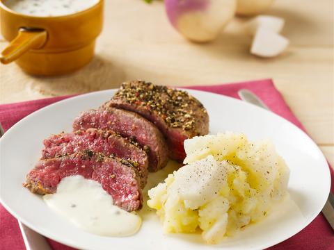 Raapjesstoemp met pepersteak