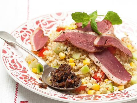 Salade met bulgur en eendenfilet