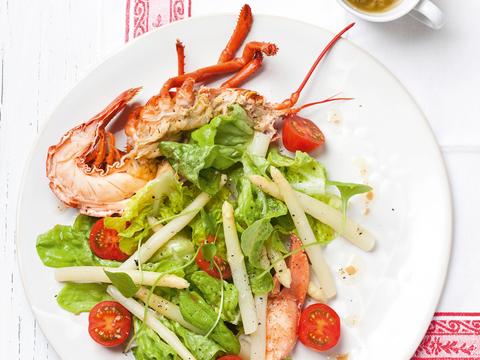 Salade met kreeft en asperges