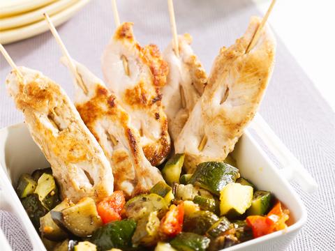Kipspiesjes met ratatouille