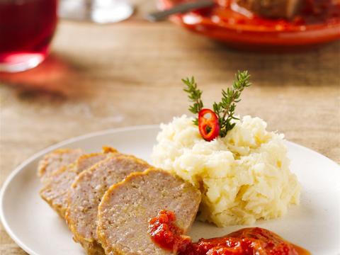 Pastinaakpuree met gehaktbrood