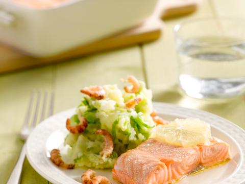 Preistoemp met zalm