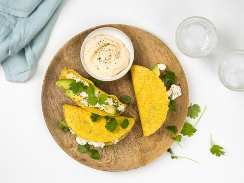 5 ingrediënten: taco met hummus en avocado