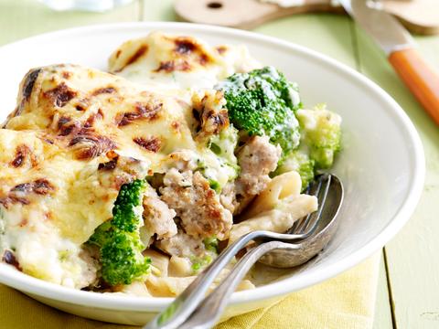 Macaroni met gehakt en broccoli