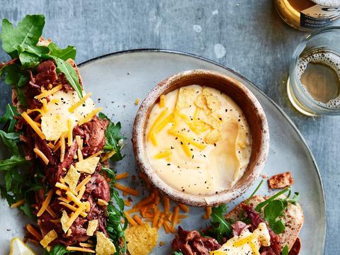 nacho-cheddarsaus