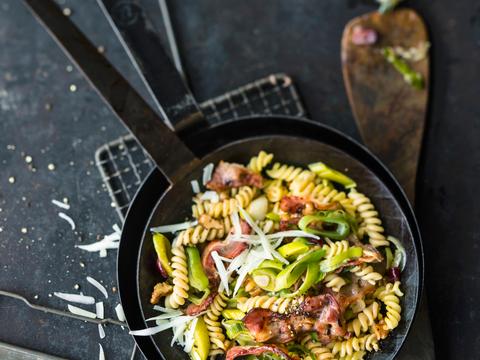 Macaroni met prei en bacon