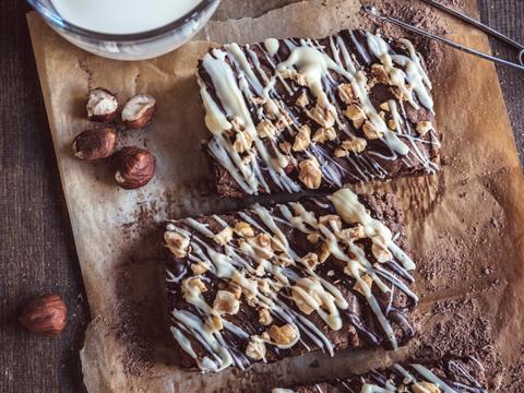 Brownies met notentopping