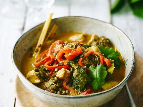 Linzencurry met paprika,  pompoen en kalkoenblokjes