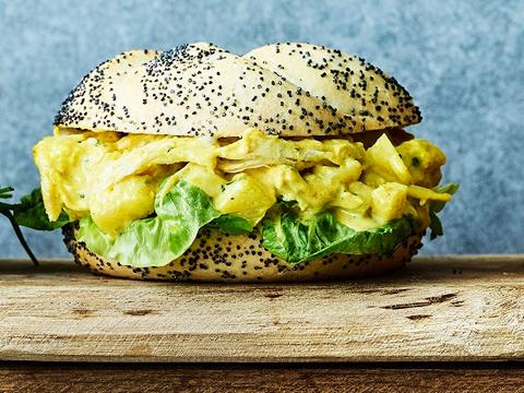 Kipcurry met verse ananas en koriander