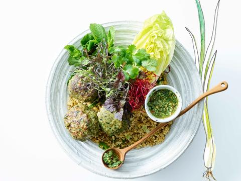 Freekehsalade met gehaktballetjes en chimichurri