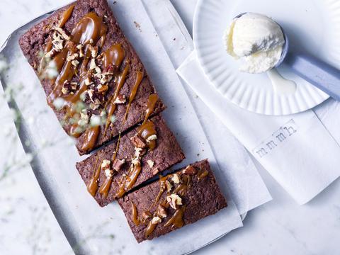 brownie karamelsaus