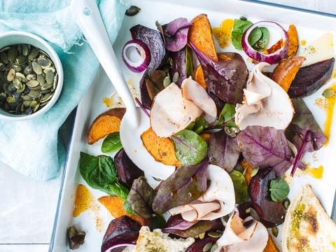 Zoete aardappel en geroosterde bietjes