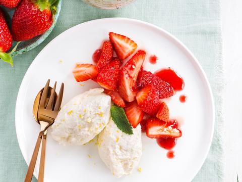 Ricottamousse met aardbeien