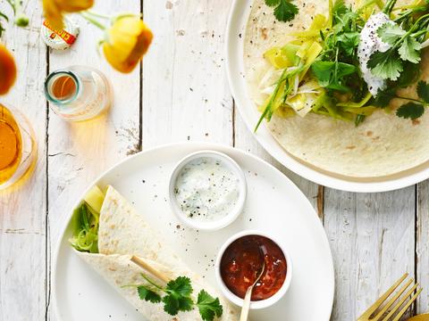 Tortilla’s met pulled prei, peultjessalade en homemade BBQ-saus