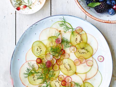 fruitcarpaccio met yoghurtdressing
