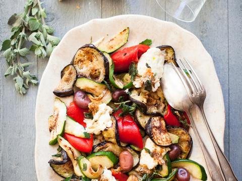 Gegrilde zomergroenten met oregano en feta