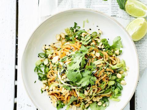 Pad thai spaghetti