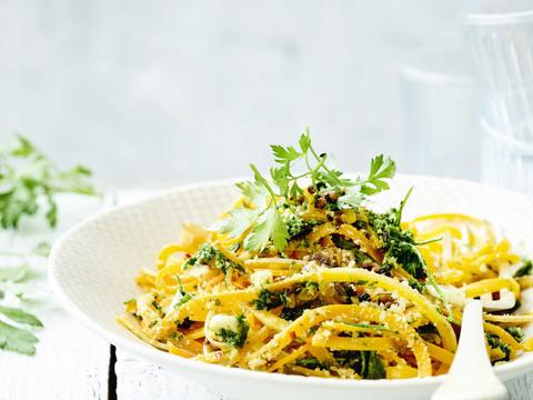 Tagliatelle van wortel met citroen-knoflookolie