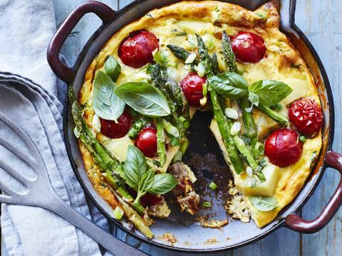 Frittata met gehakt en groene asperges