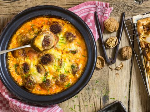Gegratineerde gehaktballetjes met reblochon
