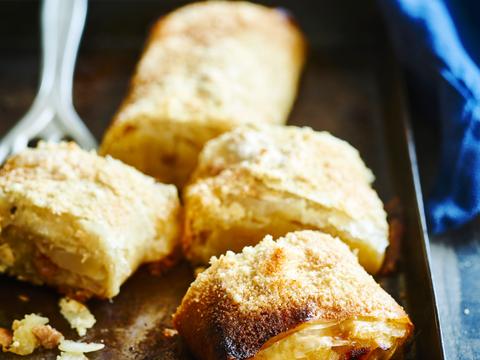 Apfelstrudel met rozijntjes
