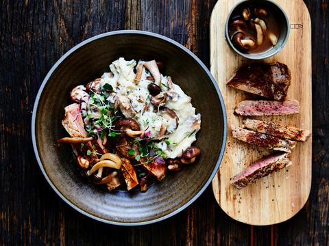 Boschampignonsstoemp met entrecote