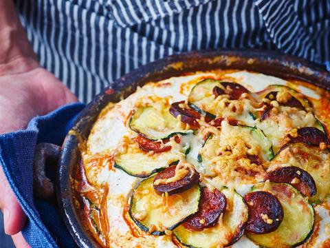 Zoete-aardappellasagne met chorizo en ricotta