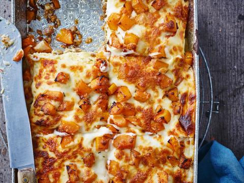 Pompoenlasagne met gehakt en emmental