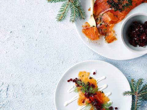 gravad lax met gemarineerde rode bietjes