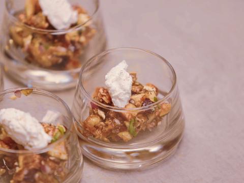 vijgentartaar met geitenkaas en hazelnoten