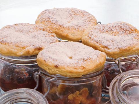 Bessentaartje gebakken in een glaasje